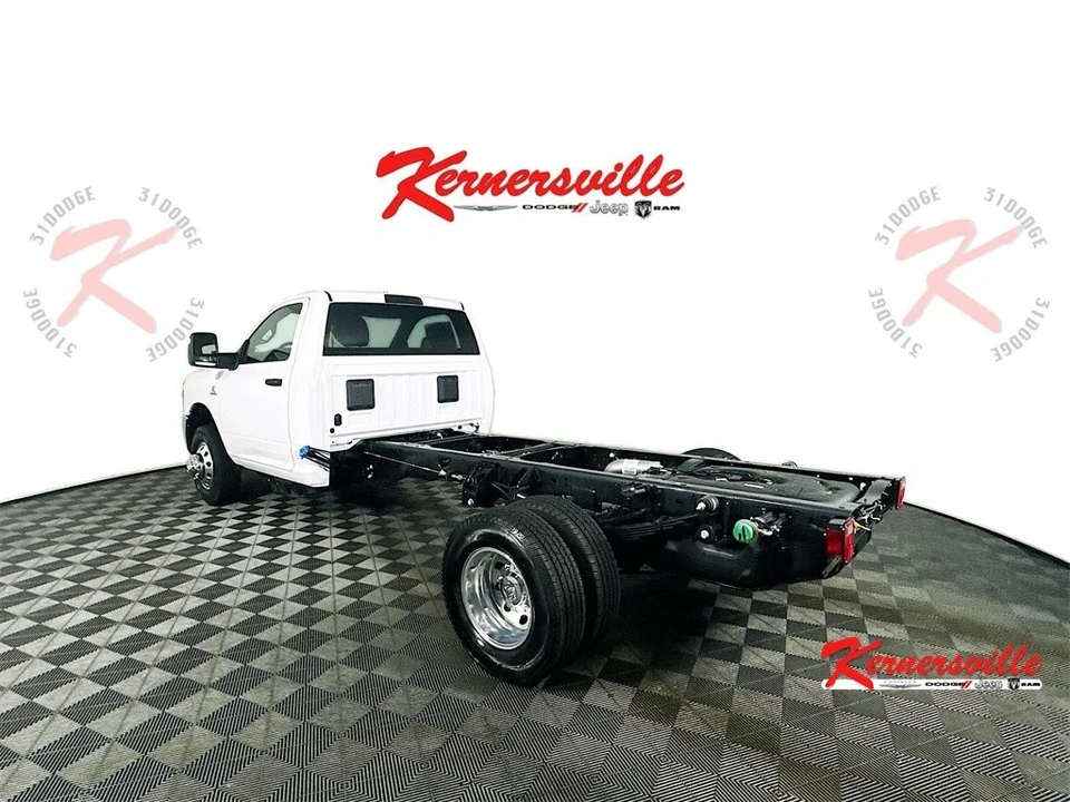 2025 Ram 3500 - Image 5 of 12