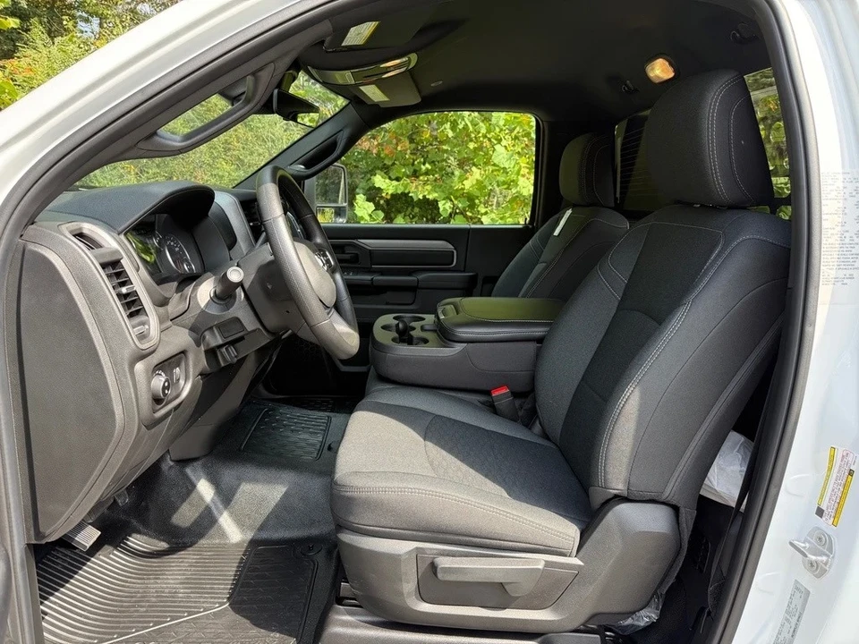 2025 Ram 4500 & 5500 - Image 12 of 21