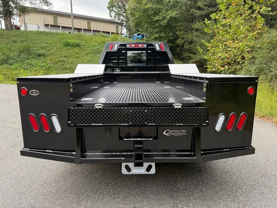 2025 Ram 4500 & 5500 - Image 10 of 12