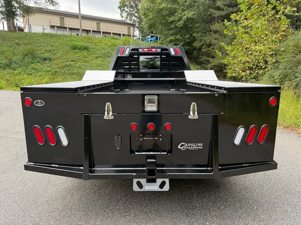 2025 Ram 4500 & 5500 - Image 9 of 12