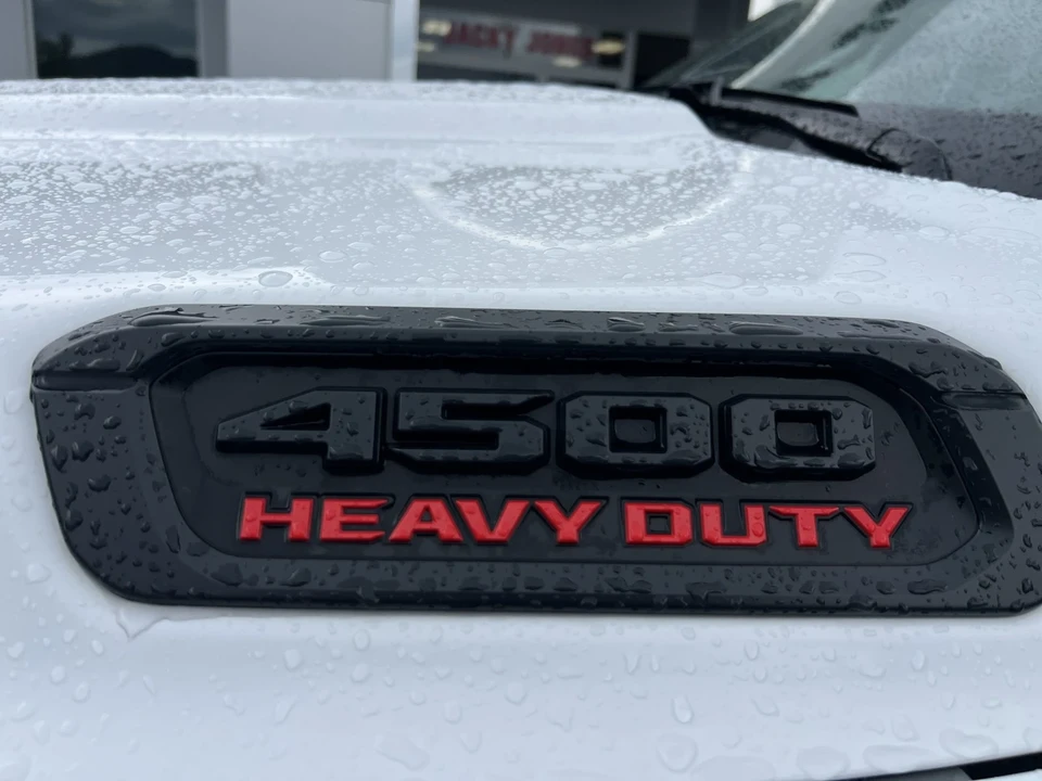 2025 Ram 4500 & 5500 - Image 7 of 12