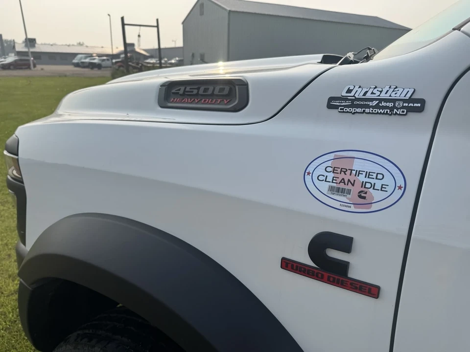 2025 Ram 4500 & 5500 - Image 11 of 21