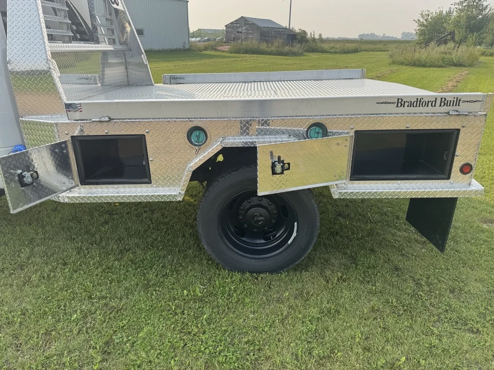 2025 Ram 4500 & 5500 - Image 7 of 21