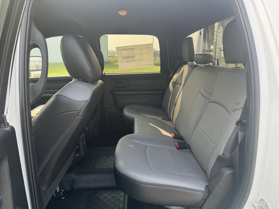 2025 Ram 4500 & 5500 - Image 15 of 21
