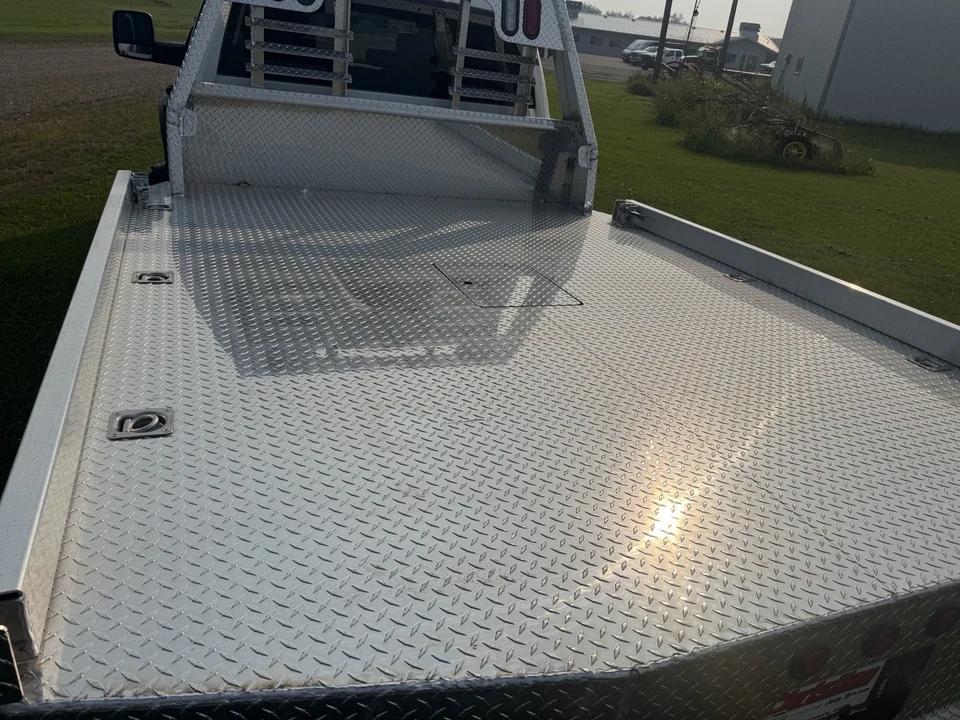2025 Ram 4500 & 5500 - Image 8 of 21