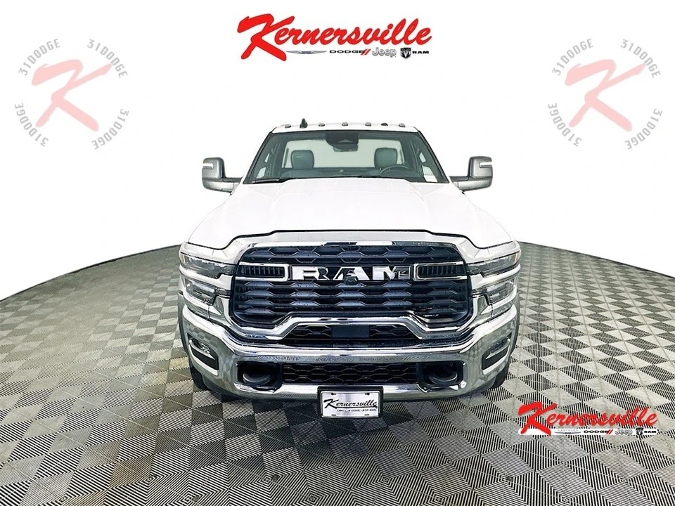 2025 Ram 4500 & 5500 - Image 2 of 21