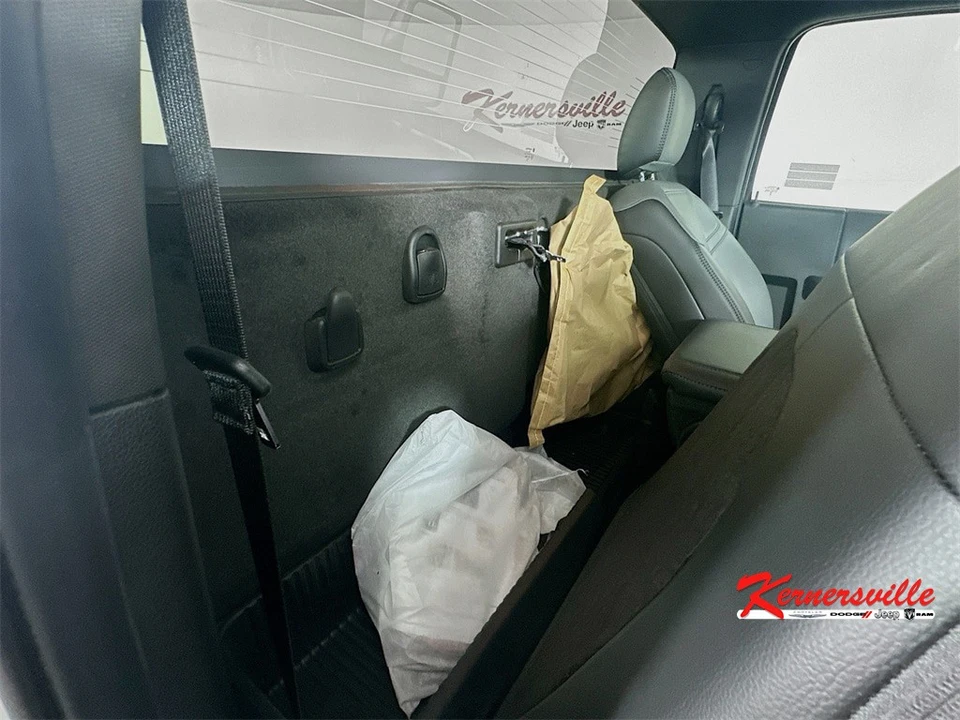 2025 Ram 4500 & 5500 - Image 10 of 21