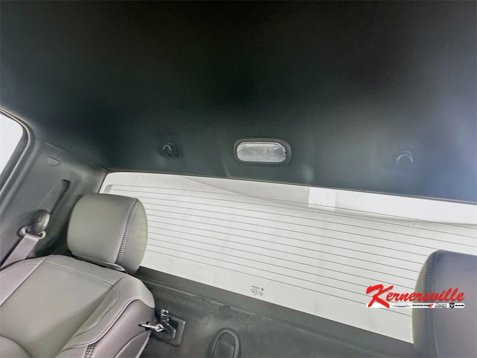 2025 Ram 4500 & 5500 - Image 14 of 20