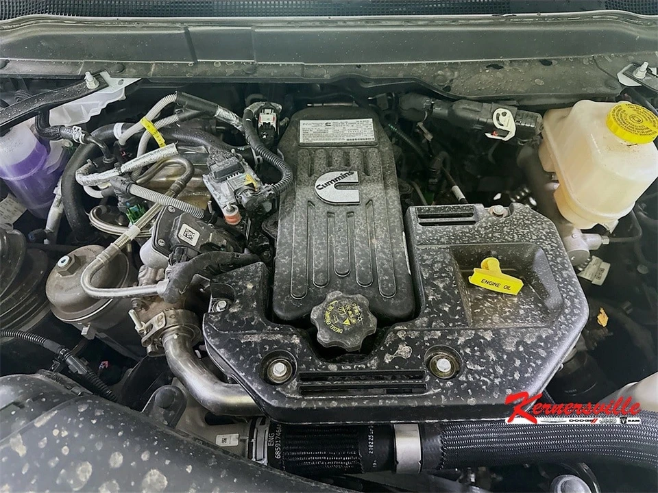 2025 Ram 4500 & 5500 - Image 17 of 20