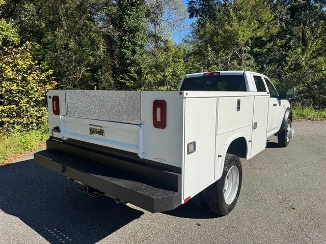 2025 Ram 4500 & 5500 - Image 8 of 21