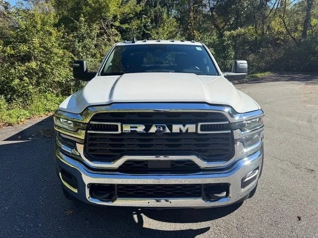 2025 Ram 4500 & 5500 - Image 4 of 21