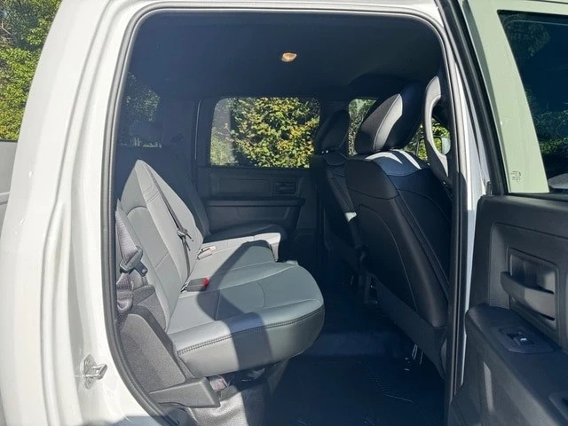 2025 Ram 4500 & 5500 - Image 19 of 21