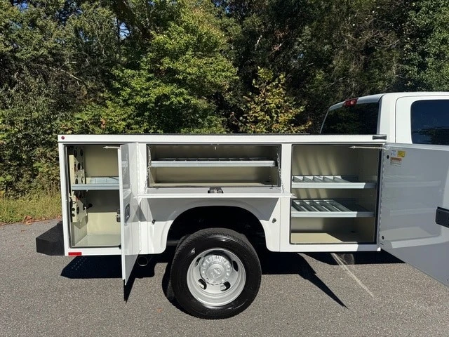2025 Ram 4500 & 5500 - Image 9 of 21