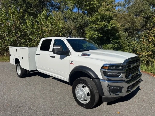 2025 Ram 4500 & 5500 - Image 6 of 21