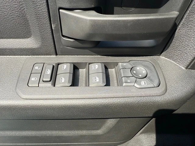 2025 Ram 4500 & 5500 - Image 13 of 21