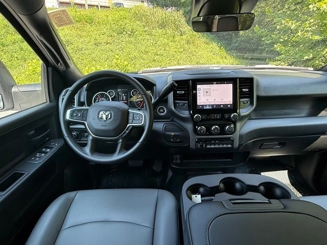 2025 Ram 4500 & 5500 - Image 14 of 21