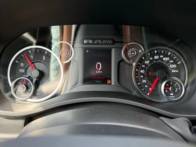 2025 Ram 4500 & 5500 - Image 18 of 21