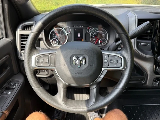 2025 Ram 4500 & 5500 - Image 17 of 21
