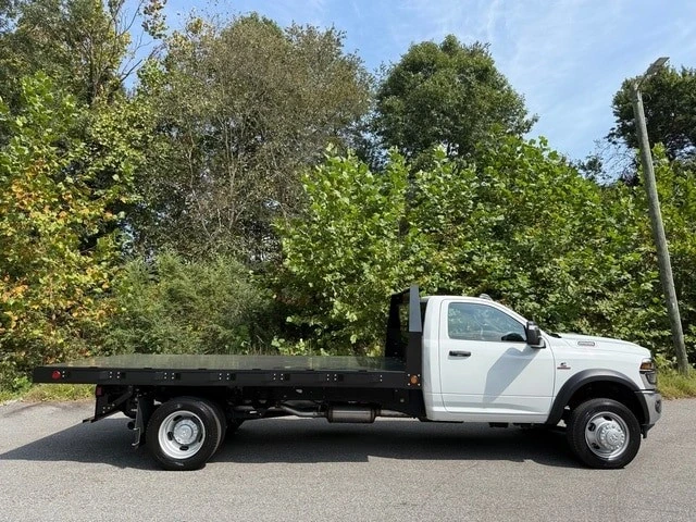 2025 Ram 4500 & 5500 - Image 6 of 21