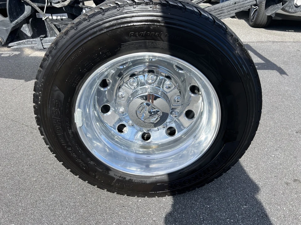 2025 Ram 4500 & 5500 - Image 11 of 12