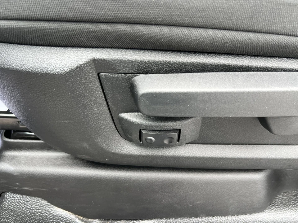 2025 Ram 4500 & 5500 - Image 17 of 21