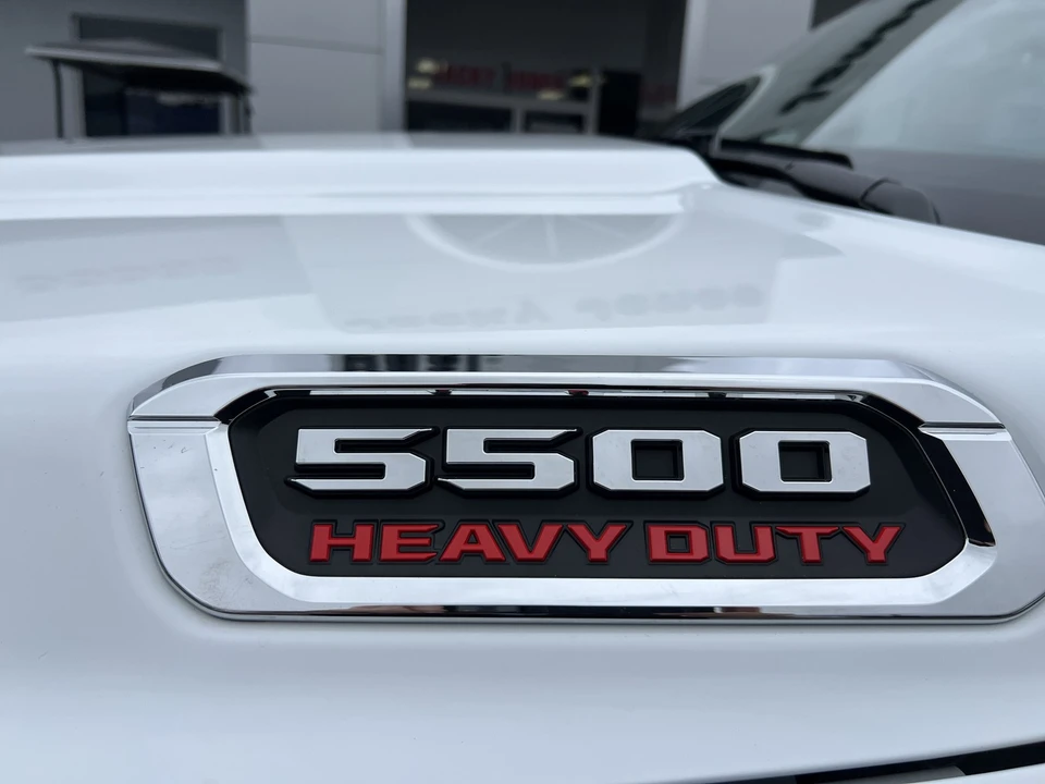 2025 Ram 4500 & 5500 - Image 10 of 21