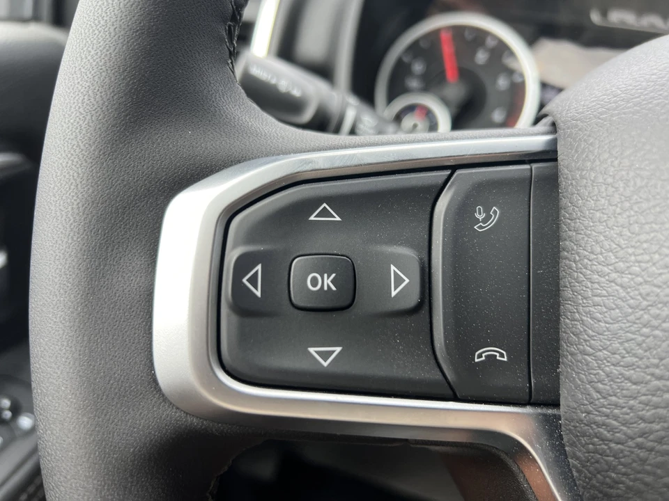 2025 Ram 4500 & 5500 - Image 24 of 29
