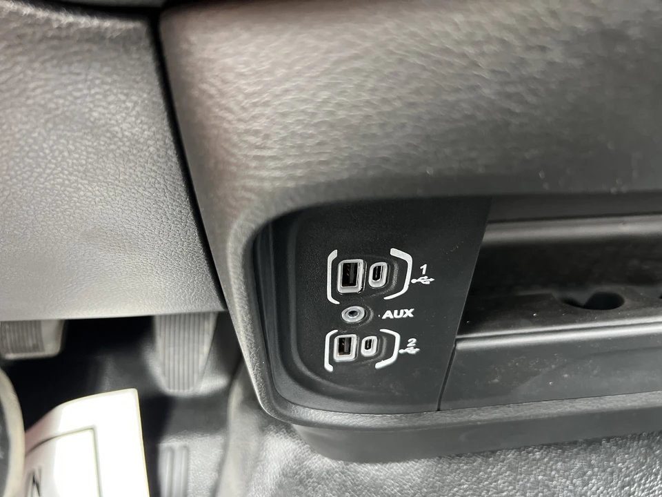 2025 Ram 4500 & 5500 - Image 19 of 29