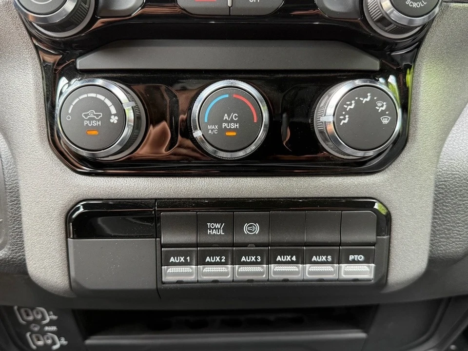 2025 Ram 4500 & 5500 - Image 21 of 21