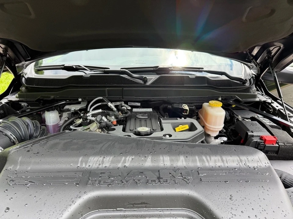 2025 Ram 4500 & 5500 - Image 11 of 12