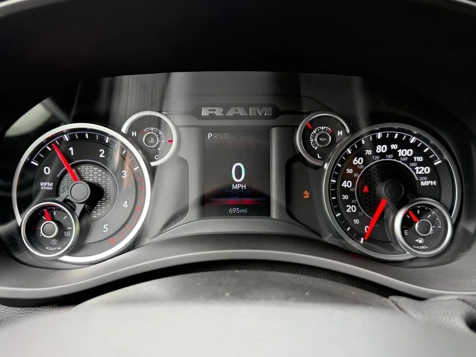 2025 Ram 4500 & 5500 - Image 18 of 21