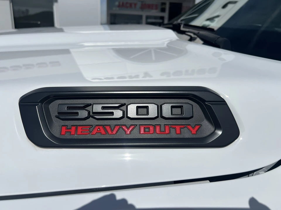 2025 Ram 4500 & 5500 - Image 7 of 12