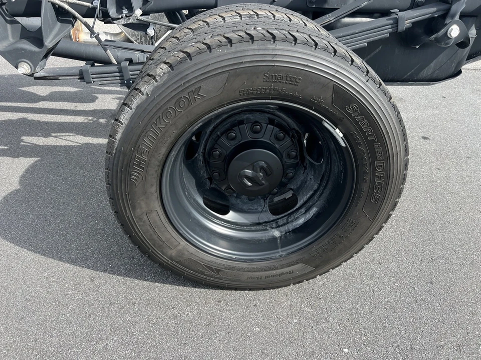 2025 Ram 4500 & 5500 - Image 9 of 12