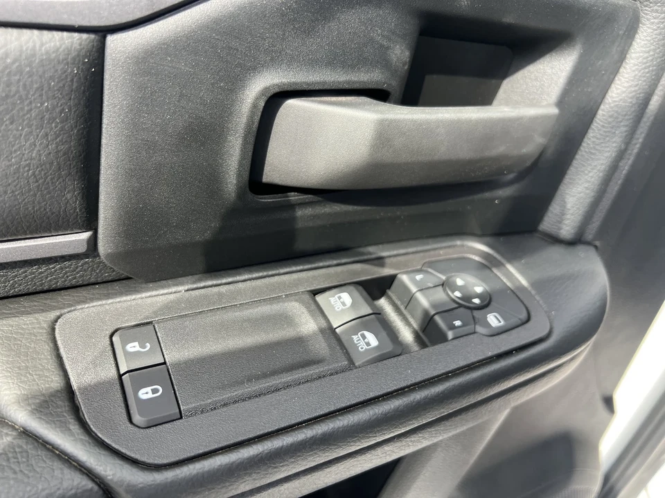 2025 Ram 4500 & 5500 - Image 11 of 12