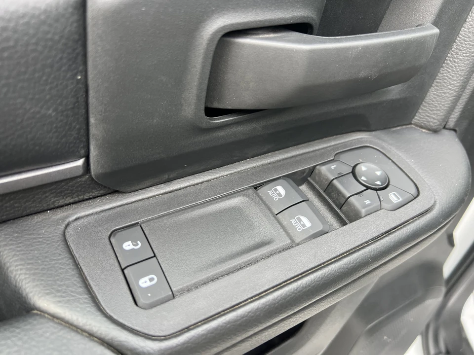 2025 Ram 4500 & 5500 - Image 11 of 12