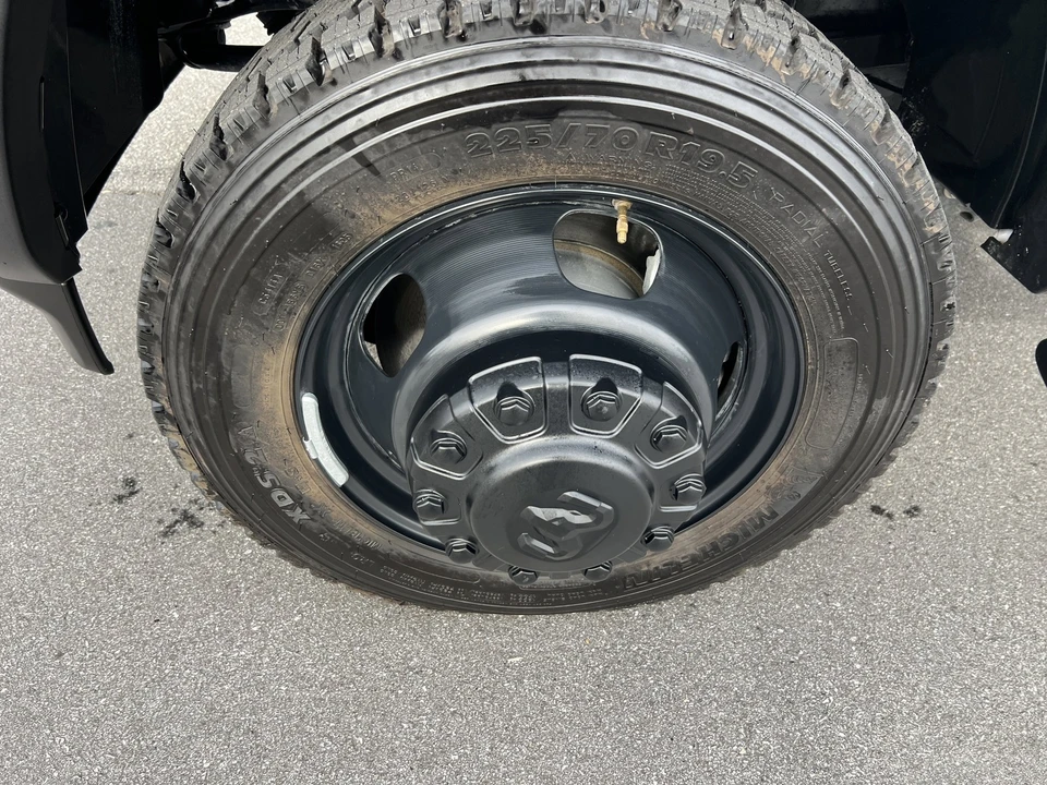 2025 Ram 4500 & 5500 - Image 8 of 21