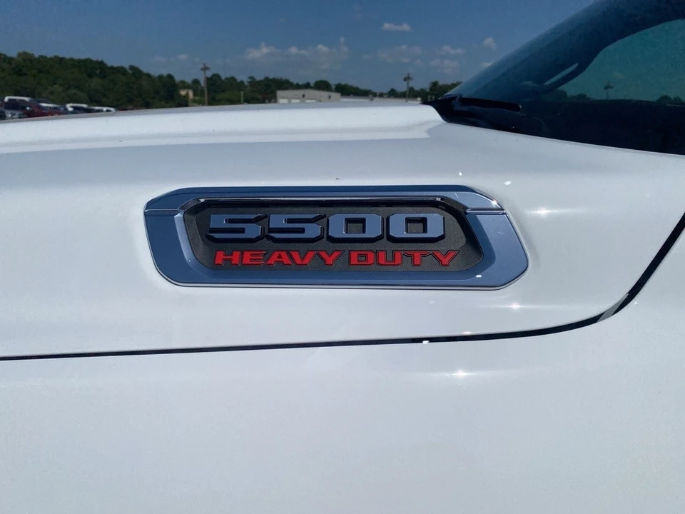 2025 Ram 4500 & 5500 - Image 10 of 12