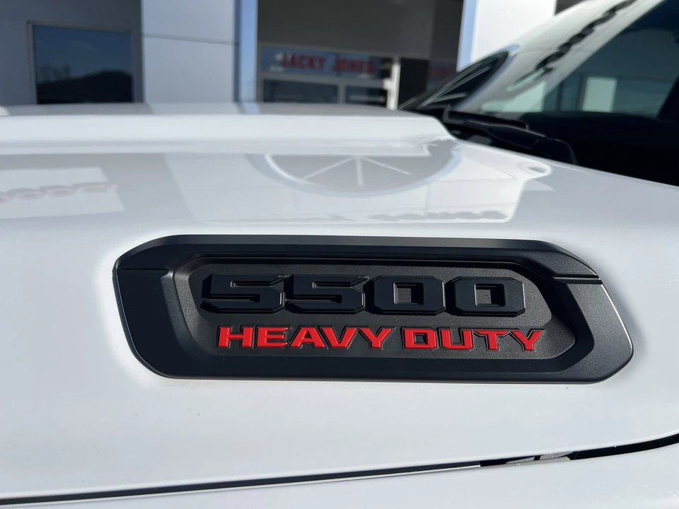 2025 Ram 4500 & 5500 - Image 7 of 12