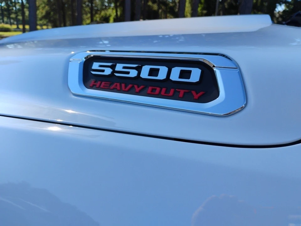 2025 Ram 4500 & 5500 - Image 11 of 12