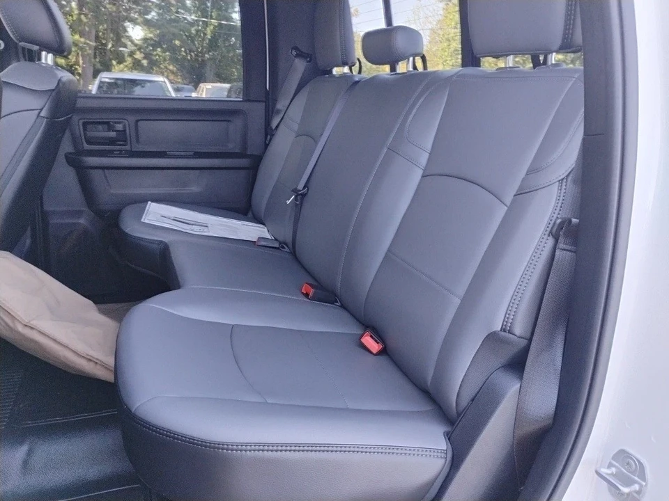 2025 Ram 4500 & 5500 - Image 12 of 12