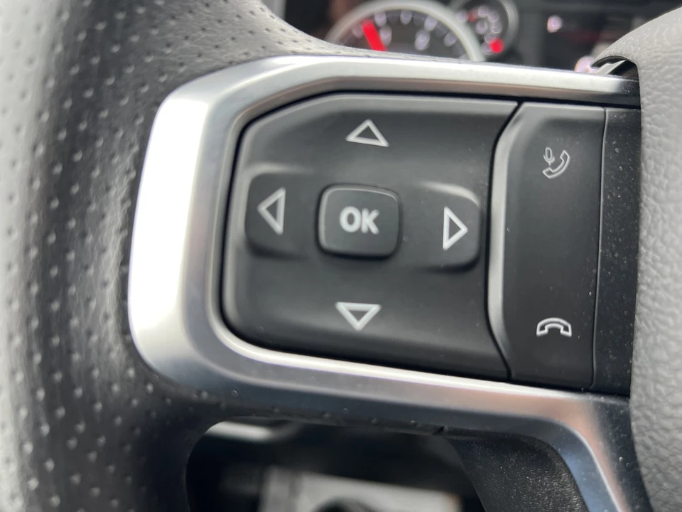 2025 Ram 4500 & 5500 - Image 24 of 28