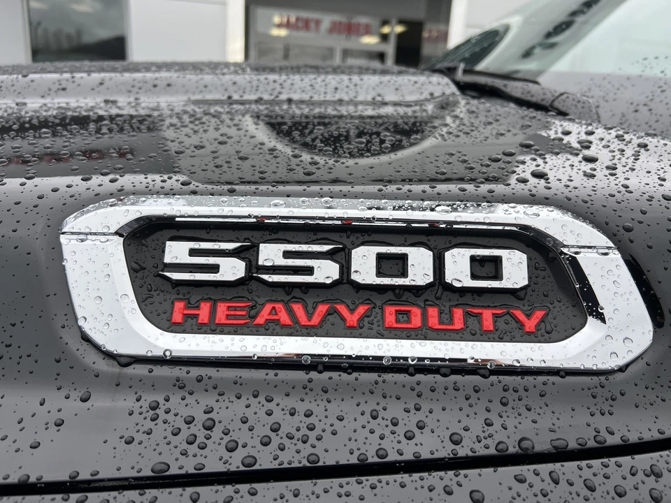 2025 Ram 4500 & 5500 - Image 7 of 12