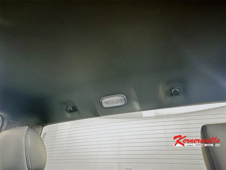 2025 Ram 4500 & 5500 - Image 14 of 20