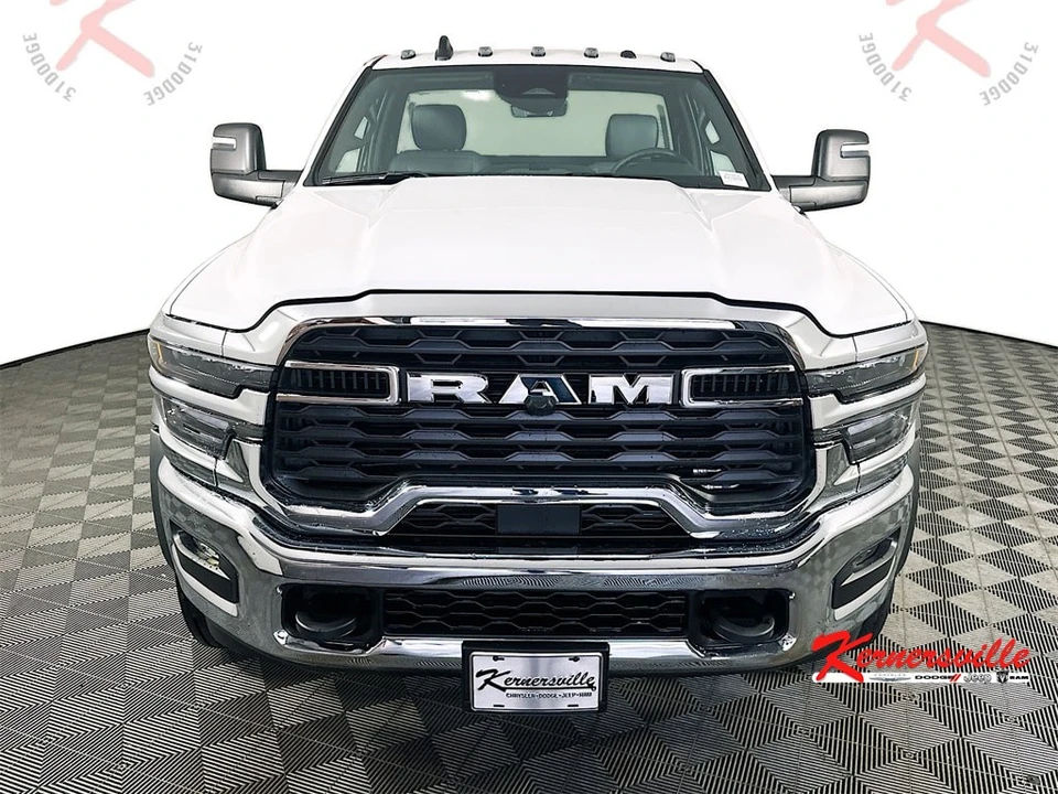 2025 Ram 4500 & 5500 - Image 2 of 20
