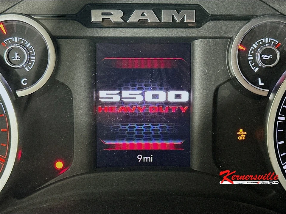 2025 Ram 4500 & 5500 - Image 11 of 20
