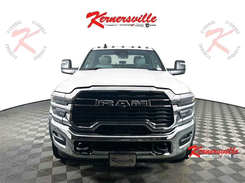 2025 Ram 4500 & 5500 - Image 2 of 19