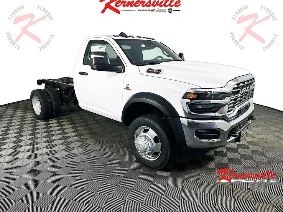2025 Ram 4500 & 5500 - Image 2 of 12