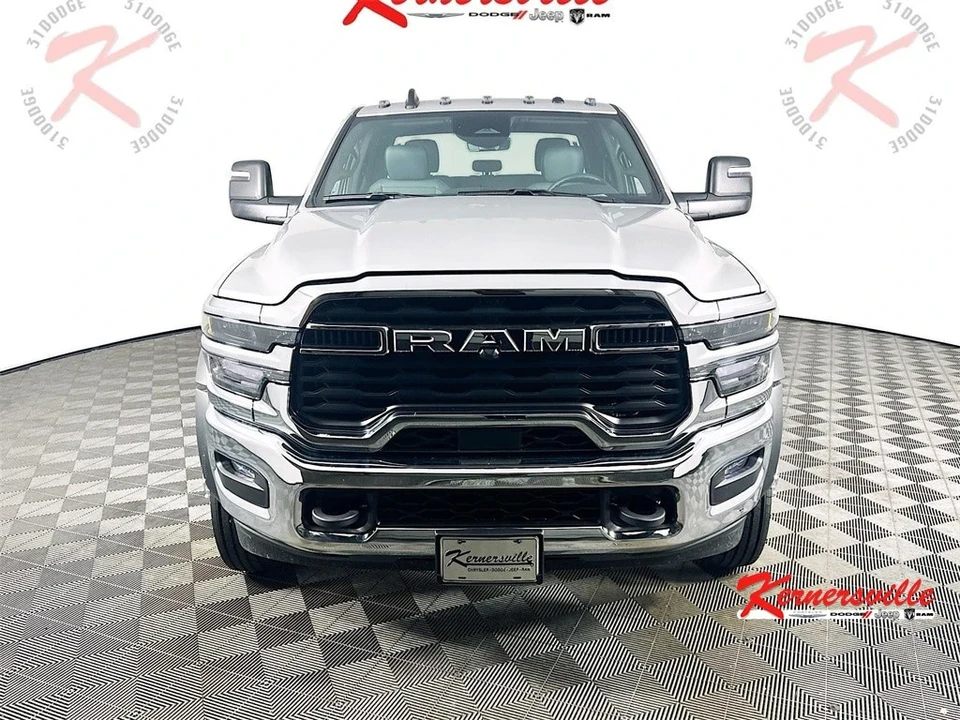 2025 Ram 4500 & 5500 - Image 2 of 20