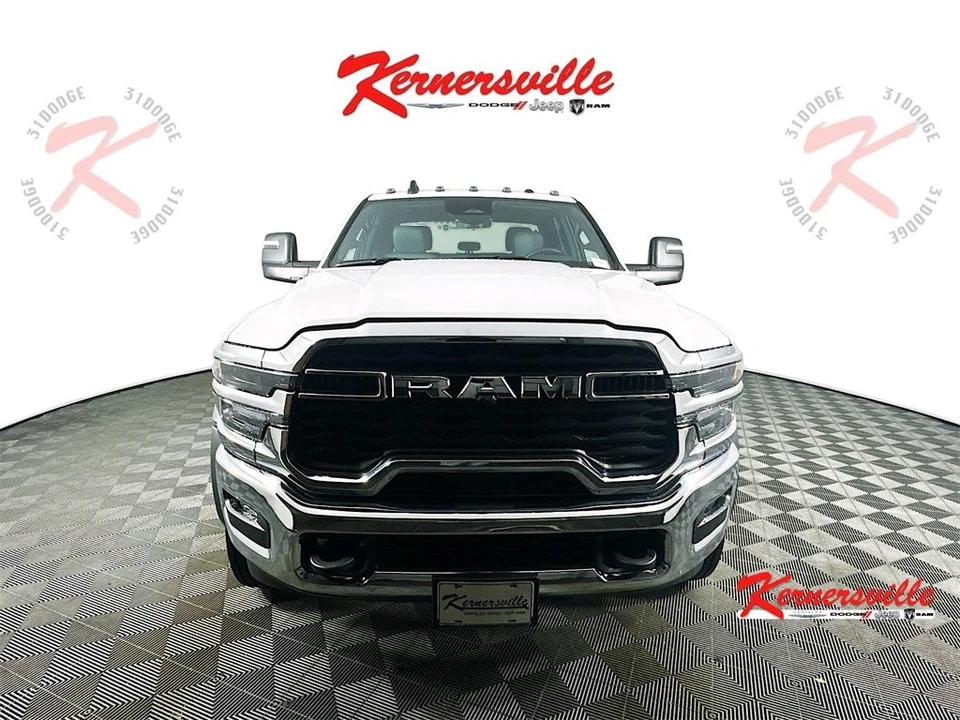2025 Ram 4500 & 5500 - Image 2 of 12