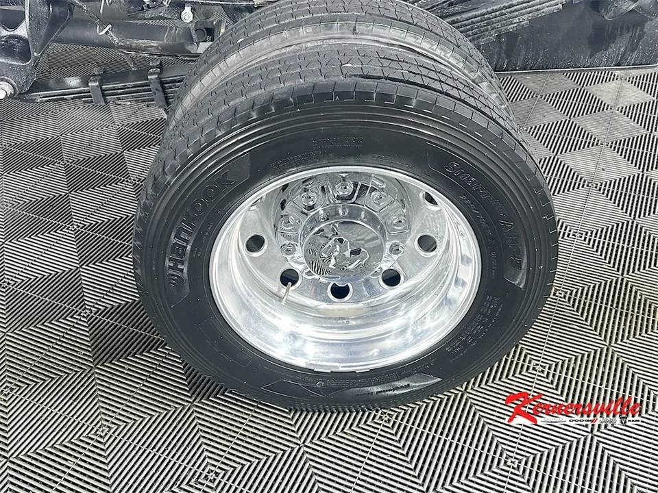 2025 Ram 4500 & 5500 - Image 15 of 19